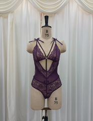 Seamless V-Neck Bodysuit – Sleek Fit & All-Day Comfort