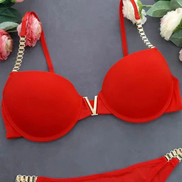 Luxury Red Padded Bra & Panty Set Glamorous Gold Chain Strap Lingerie